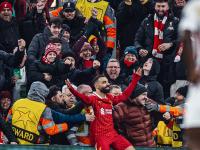 开云APP-队员破门得分，帮助球队赢得比赛