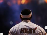 开云官方app入口-深圳掀翻北京，东契奇硬仗封王，跨越篮球世界的唯一性较量