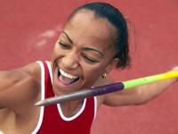 开云APP-欧冠半决赛之夜，基耶萨的独舞，照亮通往决赛的荆棘之路