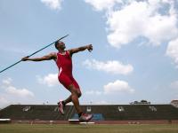 开云足球直播-F1新赛季揭幕战焦点战，当巴林赛道遇见贝蒂斯鏖战苏格兰的战术博弈