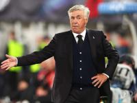 开云APP-足球传奇球员访问意大利联赛，传授经验