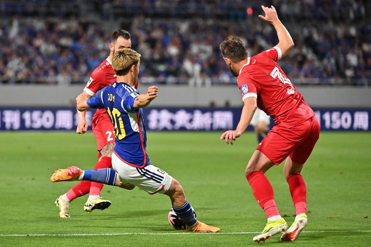 足球比赛带给全球各地人们无限欢乐 足球比赛带给全球各地人们无限欢乐