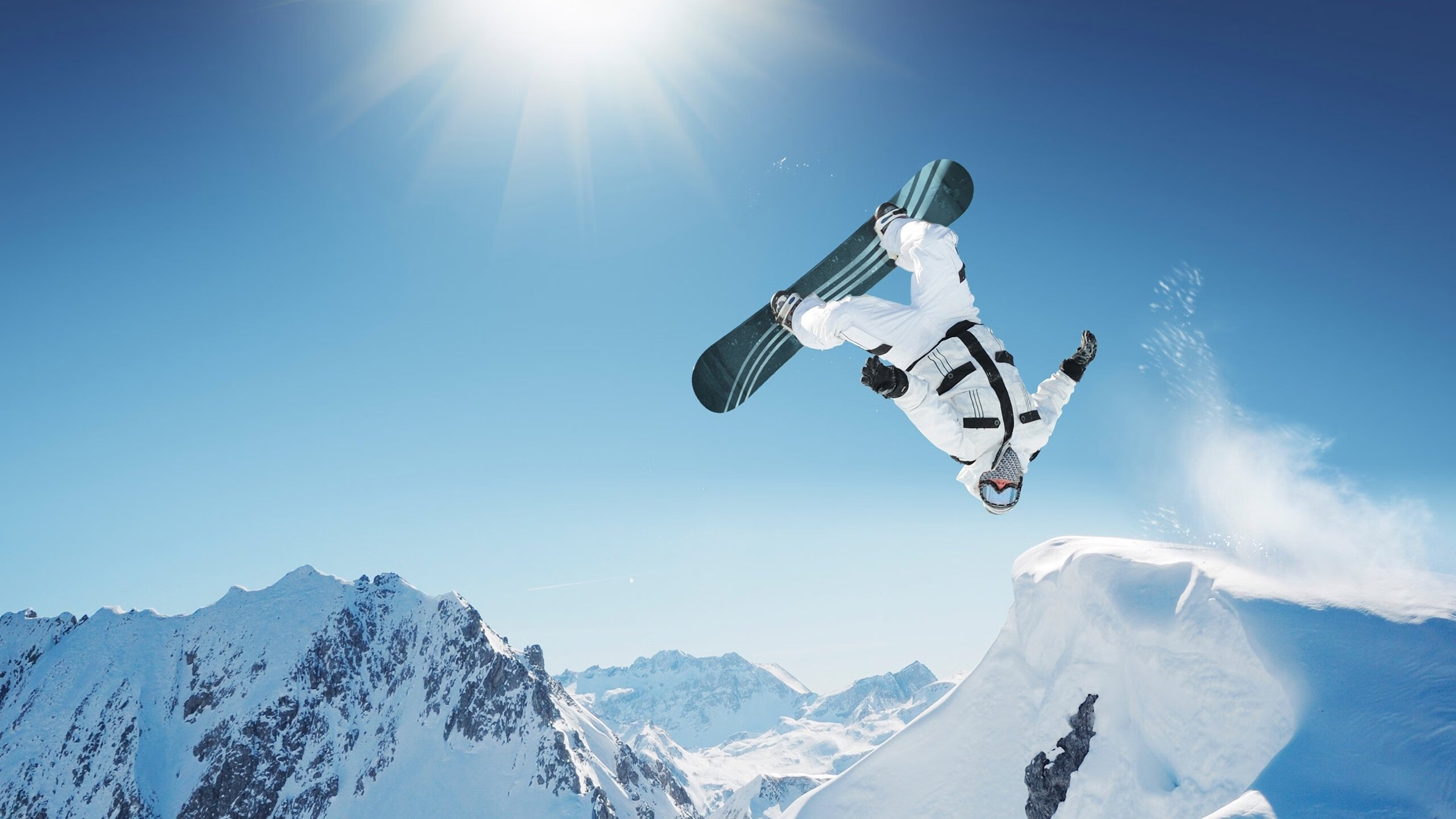 猛龙终结灰熊，詹姆斯季后赛接管，当传奇与未来在赛场交汇