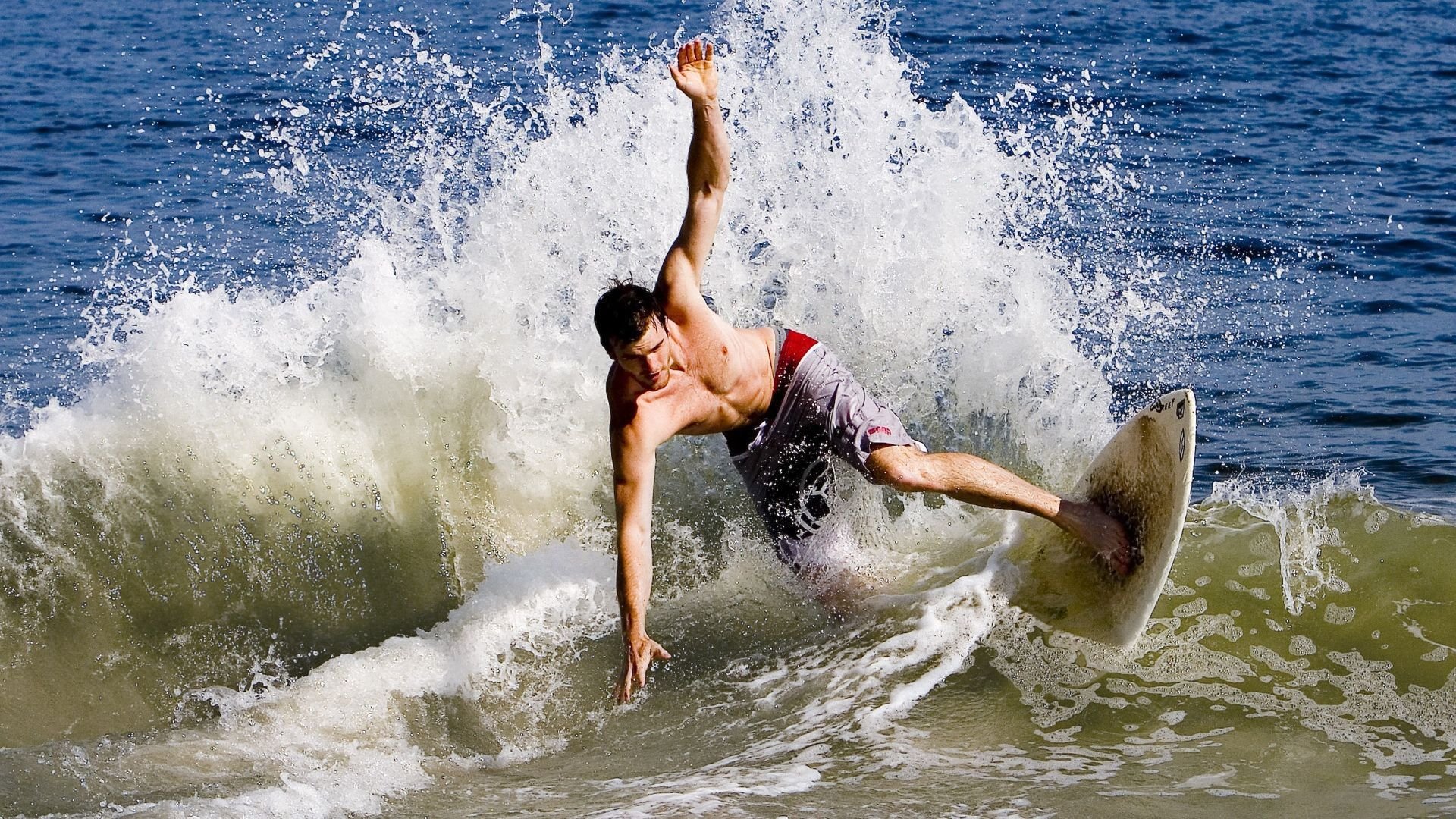 F1街道赛之夜,小贾伦的完美方程式